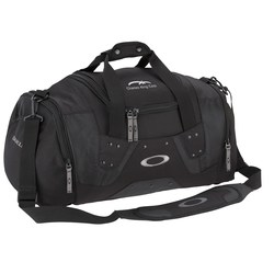 View a larger, more detailed picture of the Oakley Small Carry Duffel