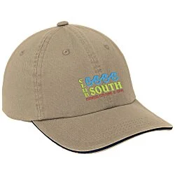 Sandwich Cap with Striped Closure