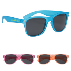 Velvet Touch Malibu Sunglasses  Main Image