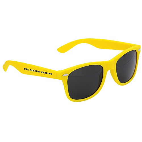 Silky Smooth Retro Sunglasses Main Image