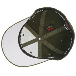 Additional Image 1 - a black and white cap