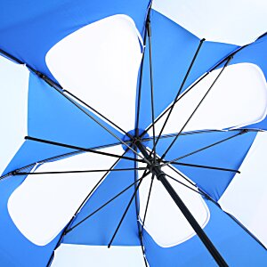 Additional Image 3 - a blurry image of a blue and white umbrella
