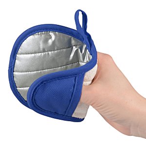 Additional Image 2 - a hand holding a pot holder