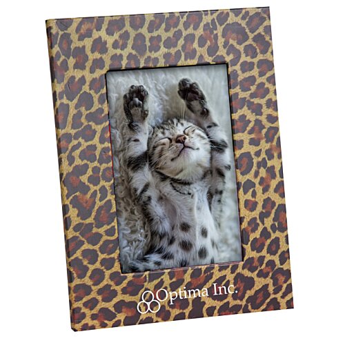 Additional Image 2 - a picture of a giraffe