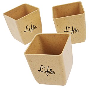 Additional Image 3 - a group of empty cups