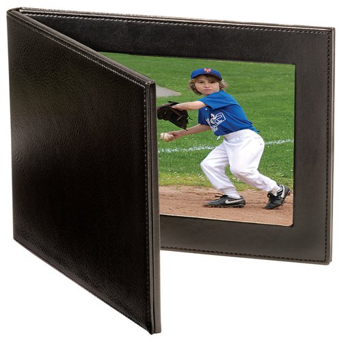 Additional Image 1 - a black folder with a picture of a baseball player