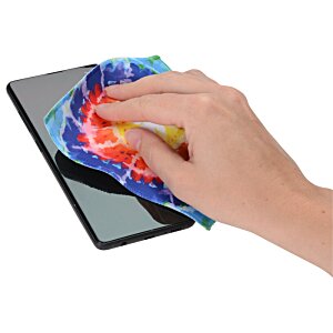 Additional Image 1 - a hand holding a sponge to wipe a phone