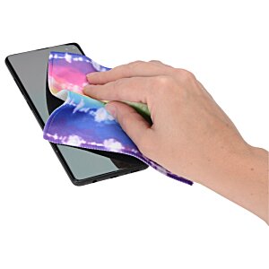 Additional Image 1 - a hand holding a phone