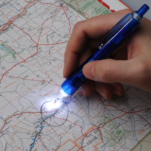 Additional Image 1 - a hand holding a pen