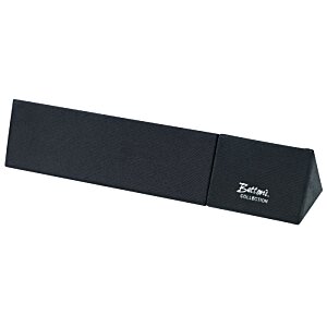 Additional Image 2 - a black rectangular object with a button