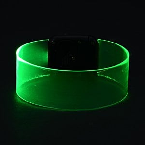 Additional Image 6 - a green circle with a black band