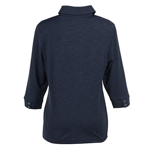 Additional Image 1 - a back view of a black shirt