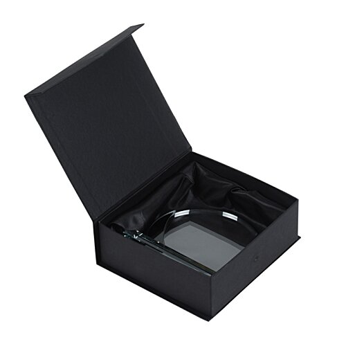 Additional Image 1 - a black box with a lid