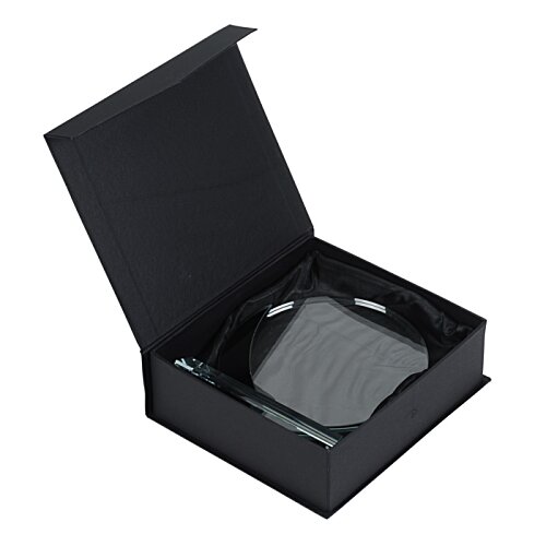 Additional Image 1 - a black box with a square object inside