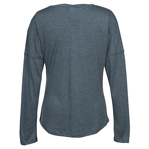 Additional Image 1 - a back view of a grey shirt