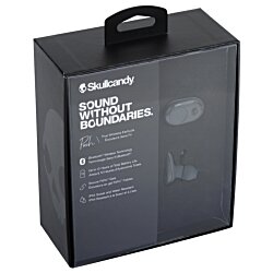 a black box with a handle