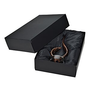 Additional Image 1 - a black box with a rope in it