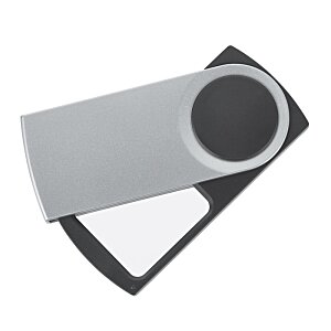 Additional Image 4 - a blurry image of a flash drive