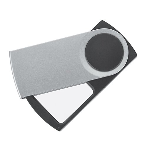 Additional Image 4 - a blurry image of a flash drive