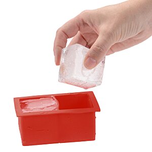 Additional Image 1 - a hand holding a plastic container