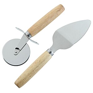 Additional Image 1 - a close-up of a pizza cutter