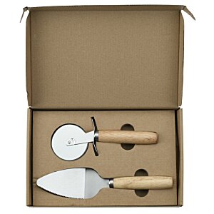 Additional Image 2 - a box with pizza cutters and a pizza cutter