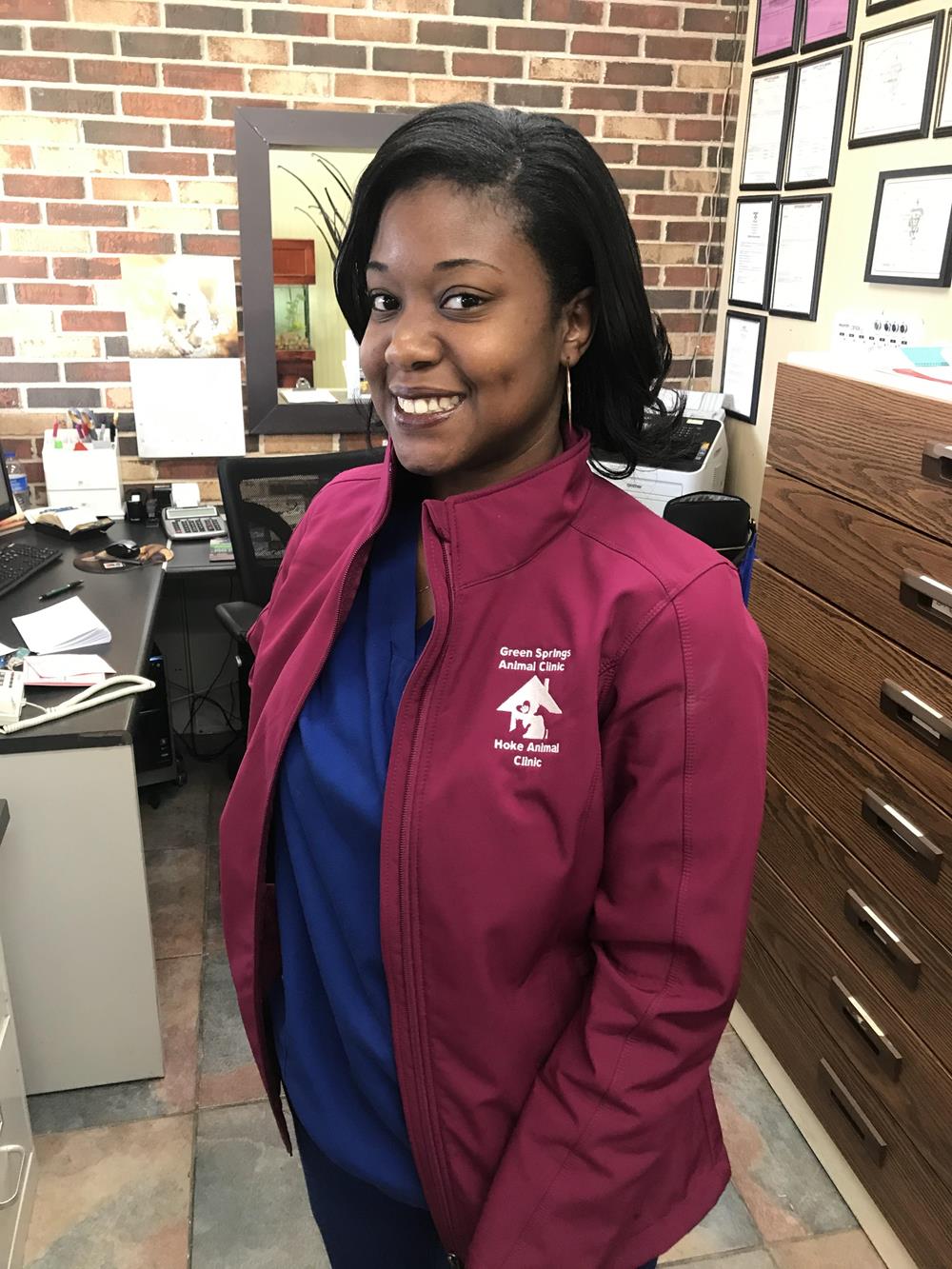 Customer photo from Ludmila of our Crossland Soft Shell Jacket - Men's, a woman smiling at camera