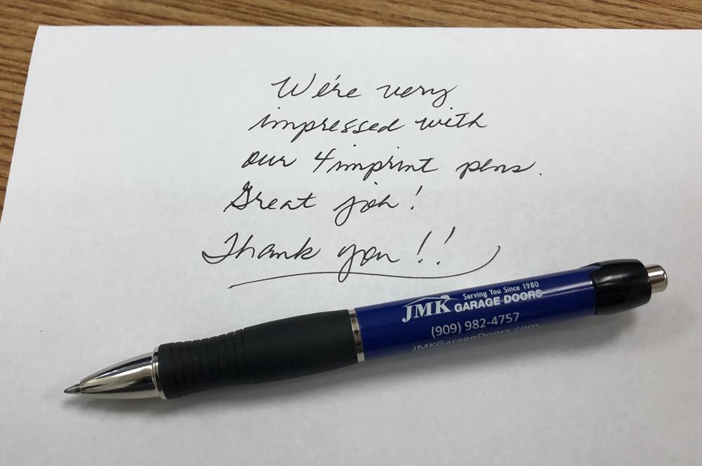 Customer photo from Maria of our Paper Mate Breeze Gel Pen - Opaque, a pen on a piece of paper