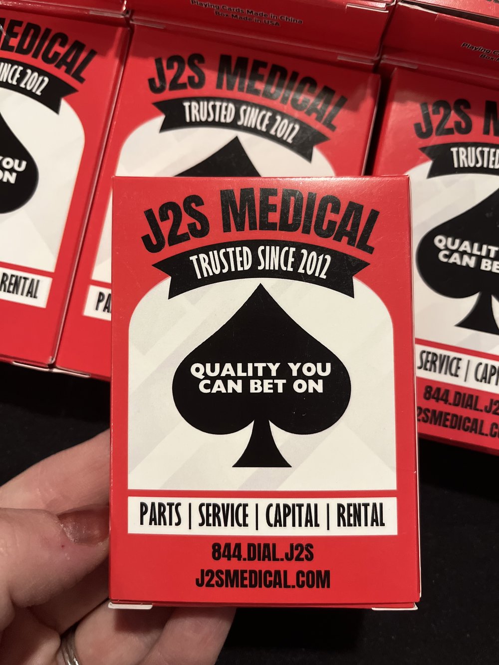 Customer photo from Rachel of our Peppermint Gum Pack, a hand holding a card